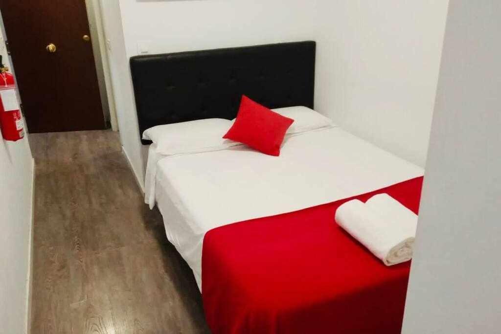 Comodo Y Agradable Estudio En Madrid Centro A5 Extérieur photo